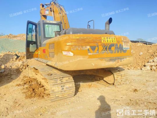 徐工XE245DK履带式挖掘机