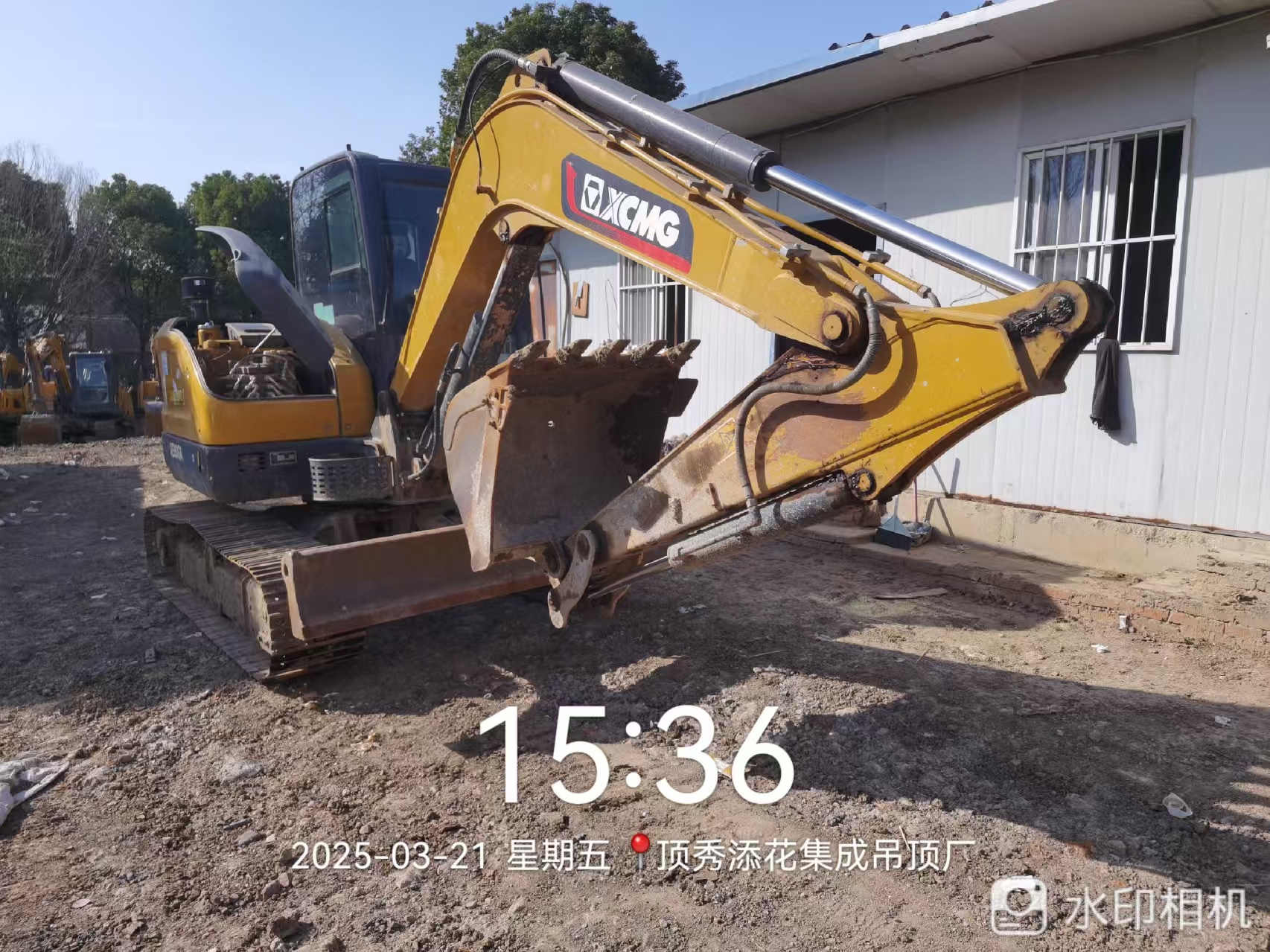 徐工XE60GA履带式挖掘机