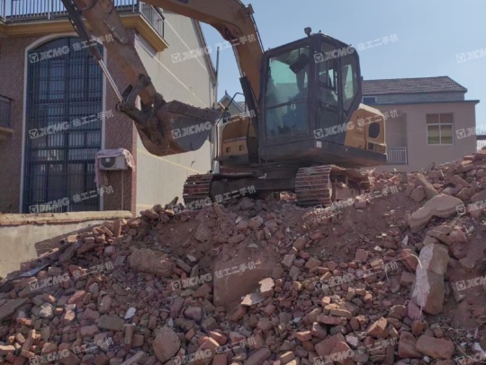 徐工XE75GA履带式挖掘机