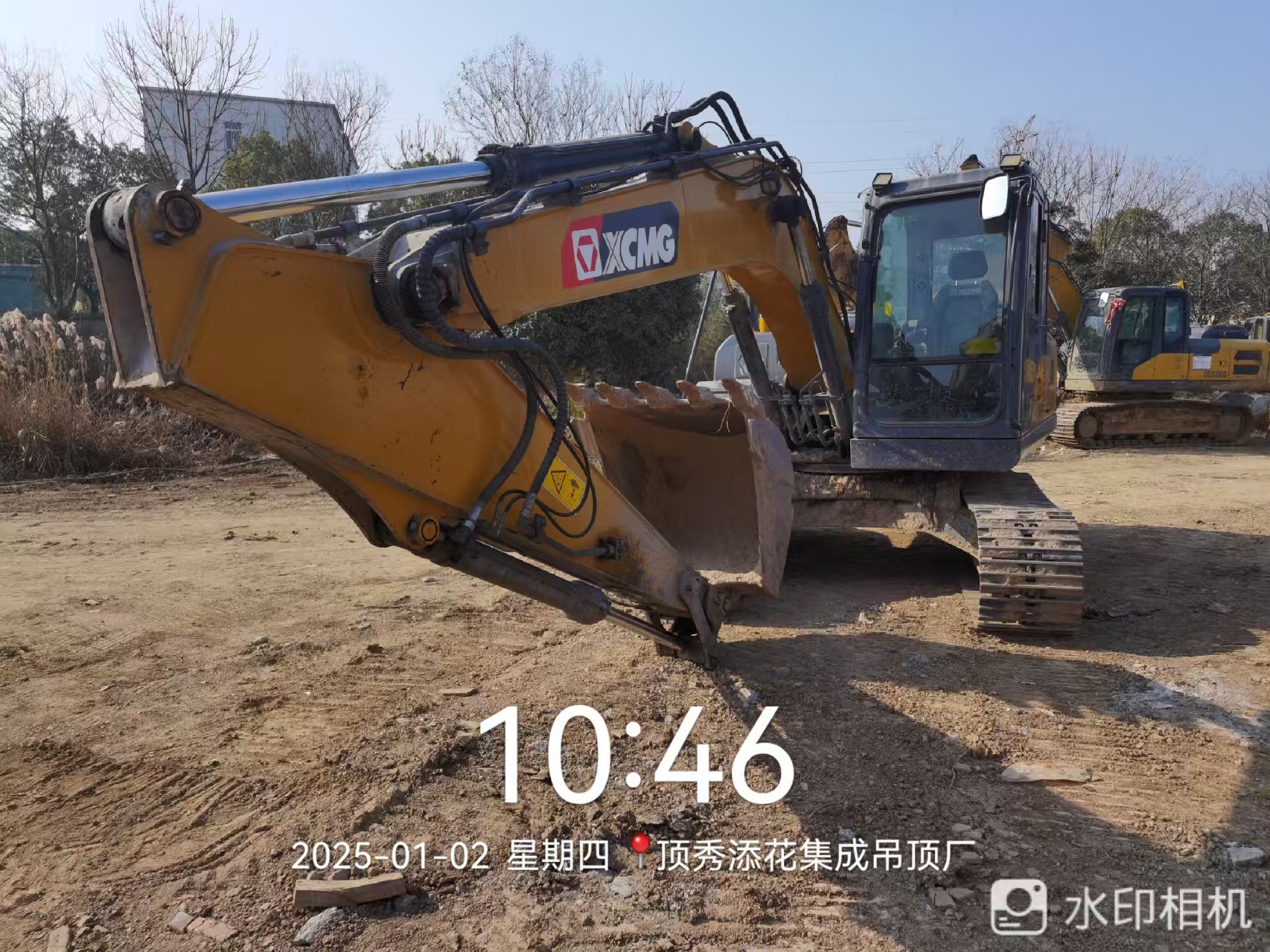 徐工XE135D履带式挖掘机