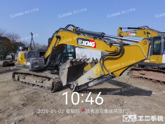 徐工XE135D履带式挖掘机