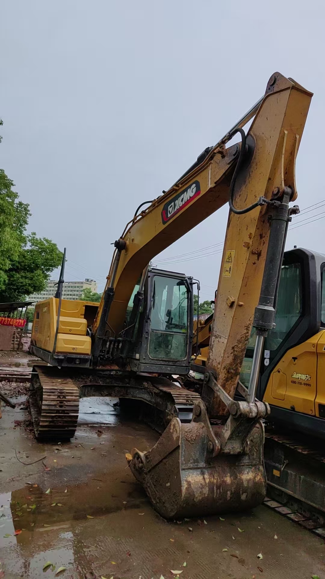 徐工XE135GA履带式挖掘机