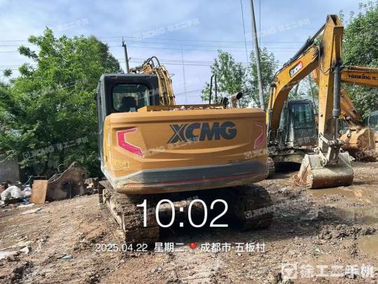 徐工XE135GA履带式挖掘机