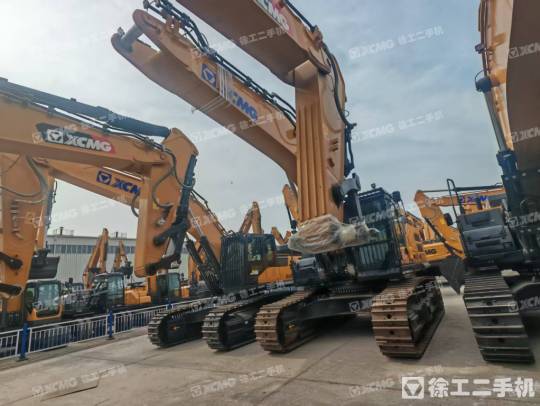 徐工XE490D履带式挖掘机