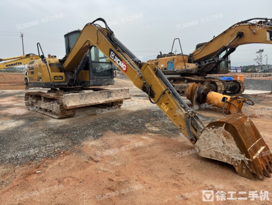 徐工XE75DA履带式挖掘机