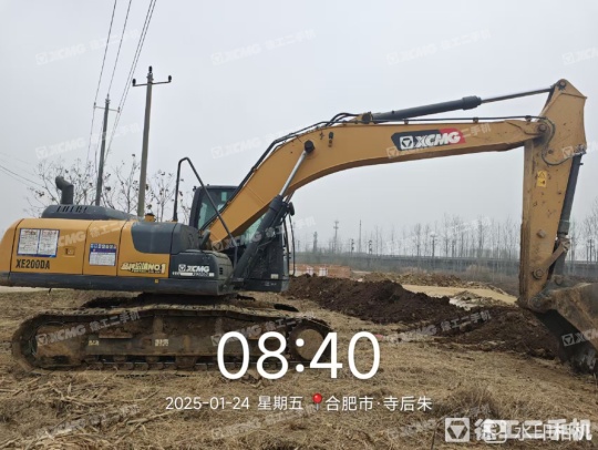 徐工XE200DA履带式挖掘机