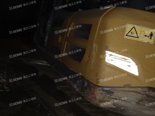 徐工XE225DK履带式挖掘机