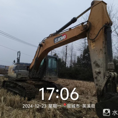 徐工XE200DA履带式挖掘机