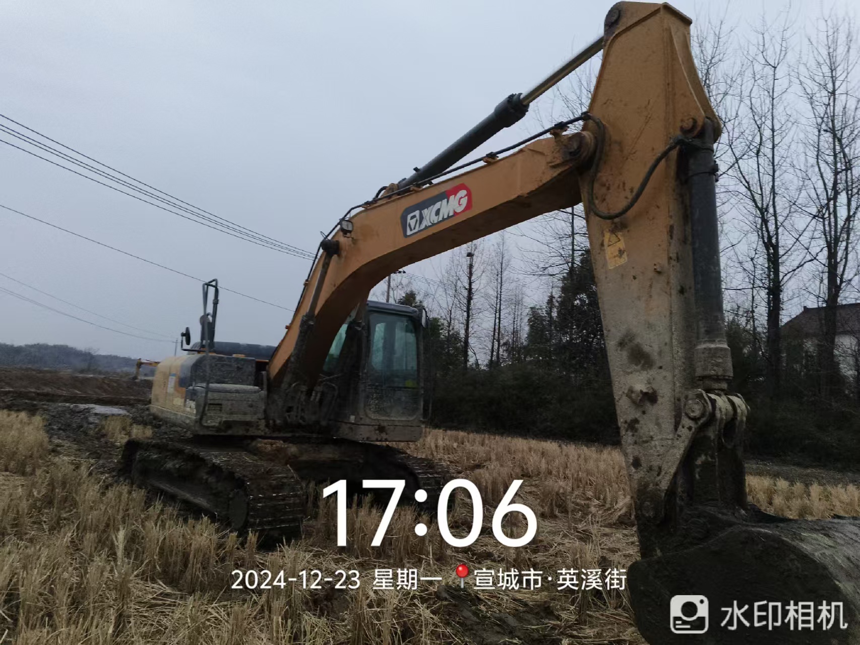 徐工XE200DA履帶式挖掘機