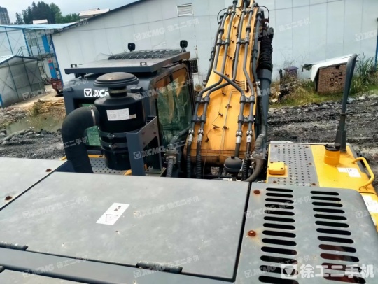 徐工XE550DK履带式挖掘机