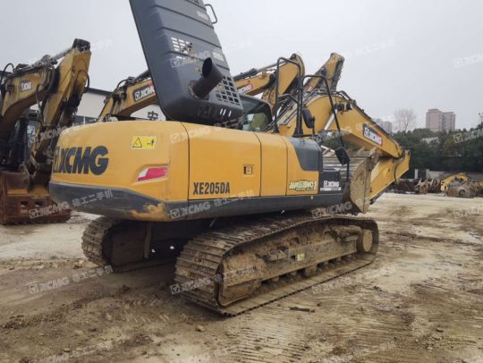 徐工XE205DA履带式挖掘机