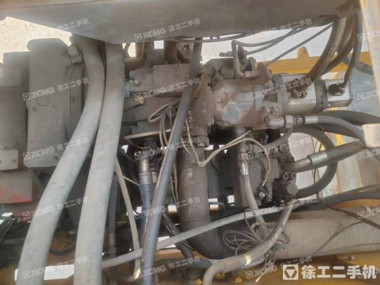 徐工XGC650履帶式起重機