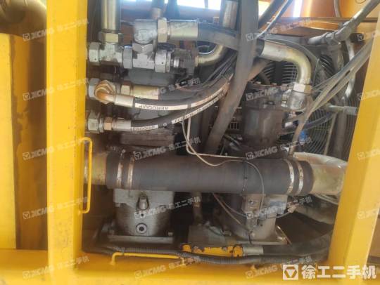 徐工XGC650履帶式起重機