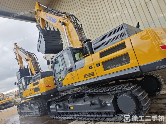 徐工XE500DK履带式挖掘机