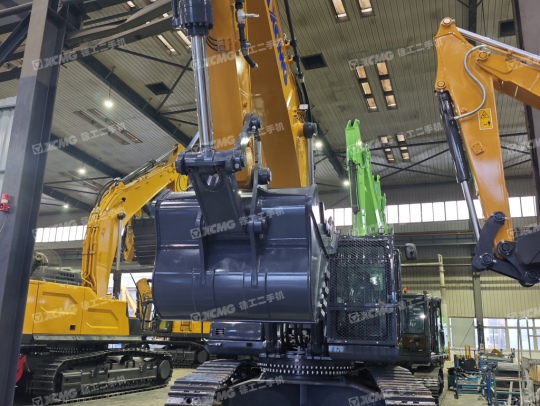 徐工XE500DK履带式挖掘机