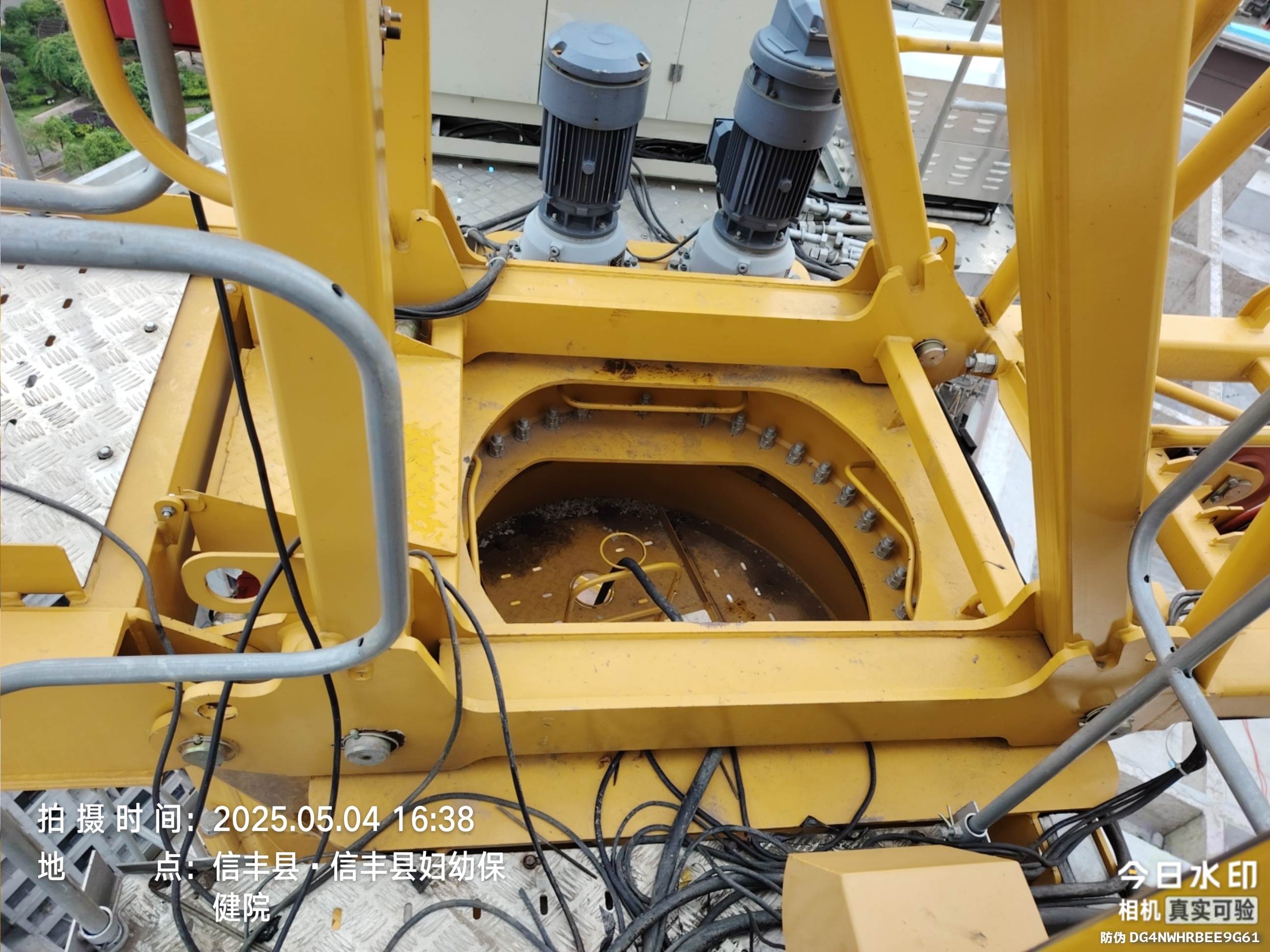 徐工XGT6013-6S1塔式起重机