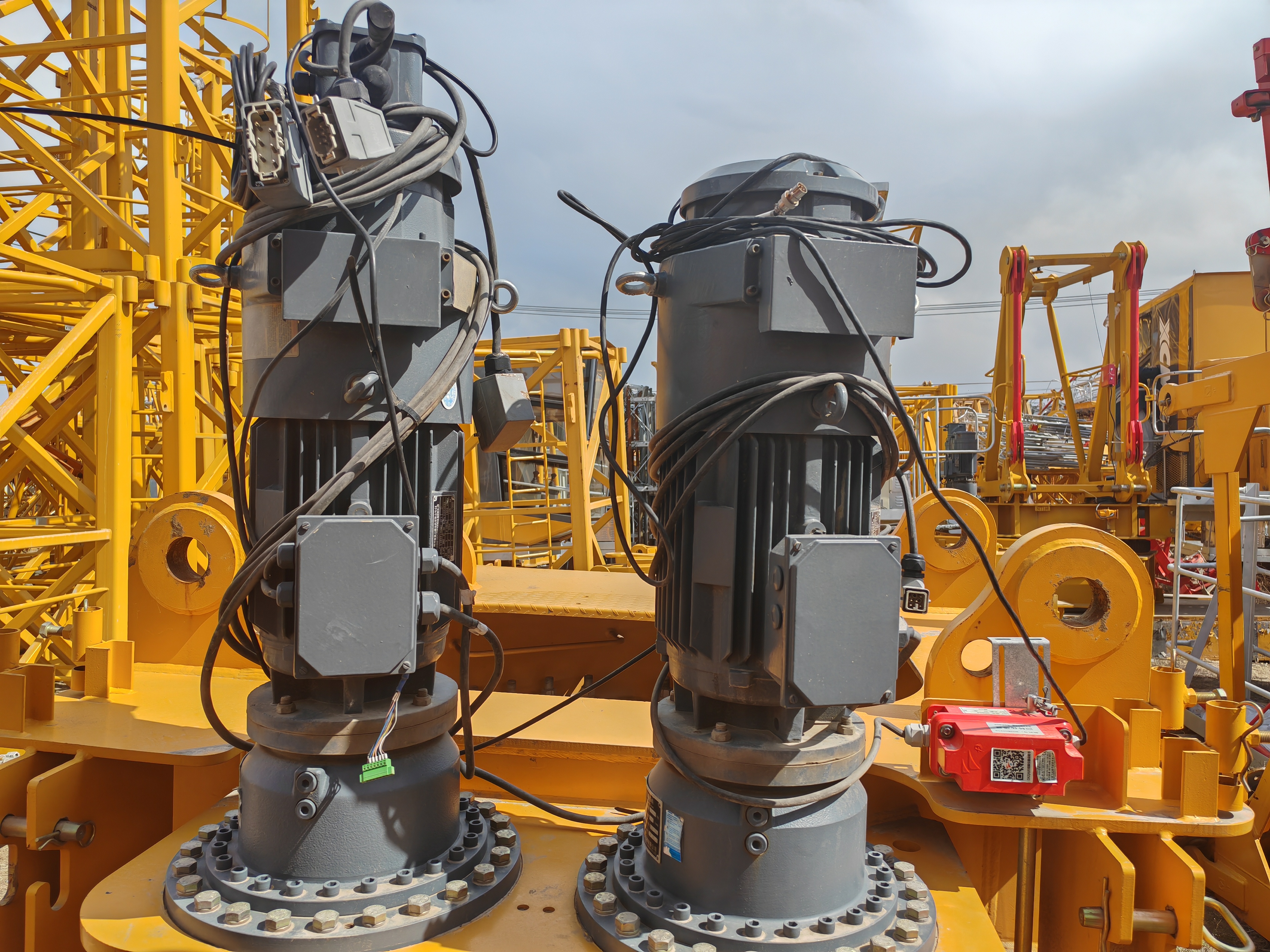 徐工XGT7020-10S1塔式起重机