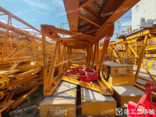 徐工XGT7020-10S1塔式起重机