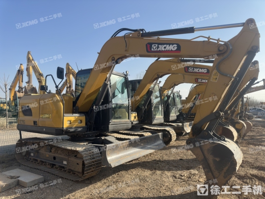 徐工XE75G履带式挖掘机