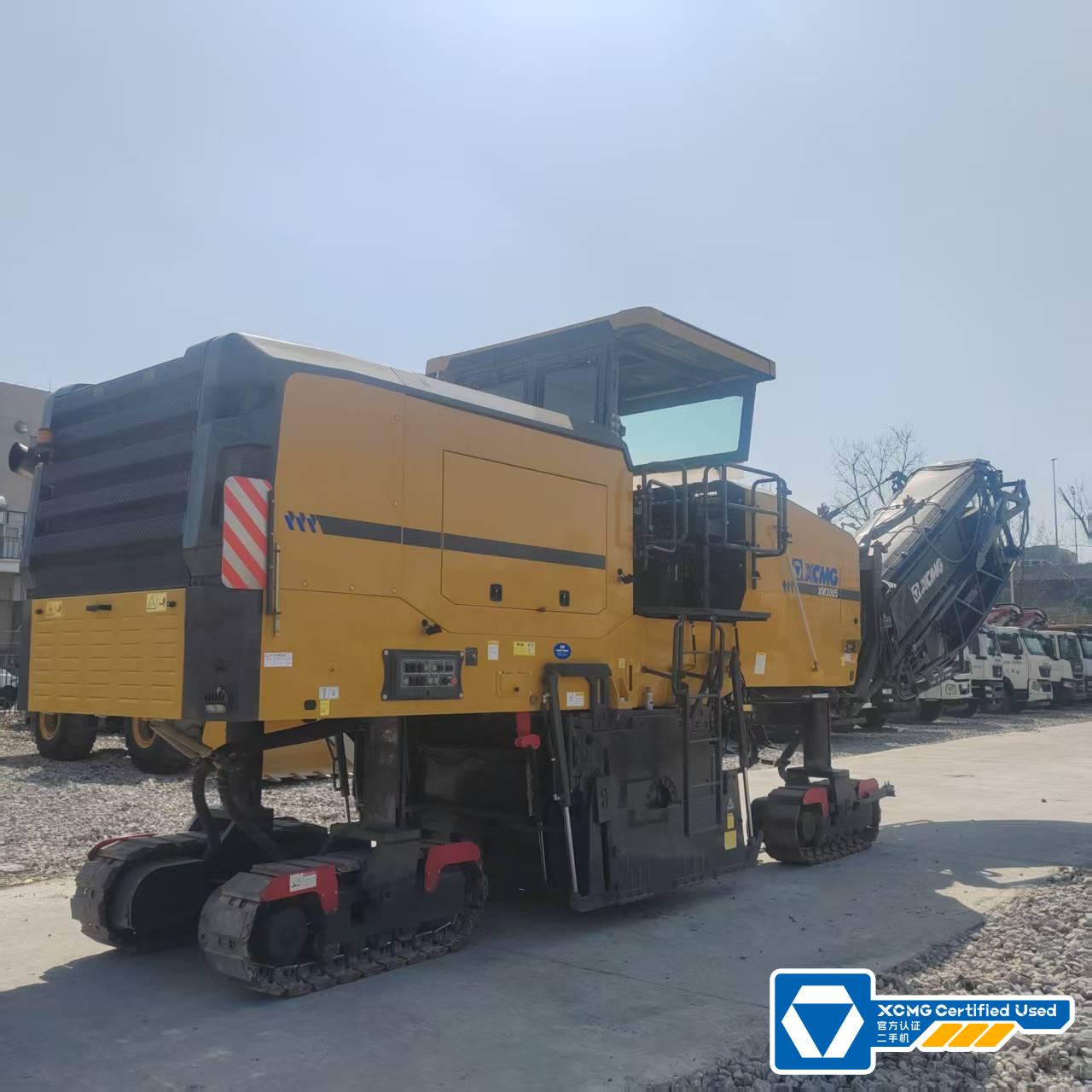 徐工XE300GP履带式挖掘机