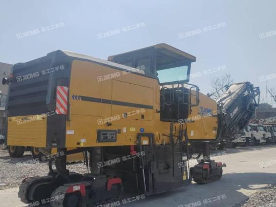 徐工XE300GP履带式挖掘机