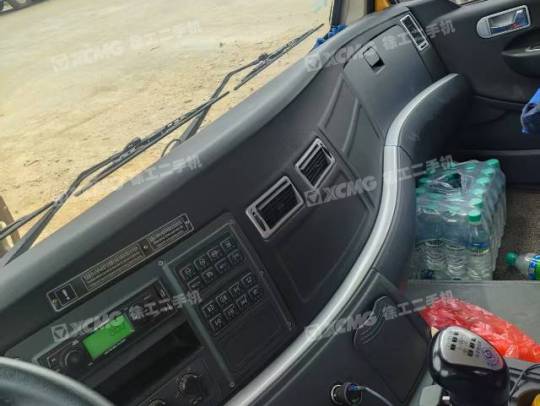 徐工XCT80L6汽車起重機