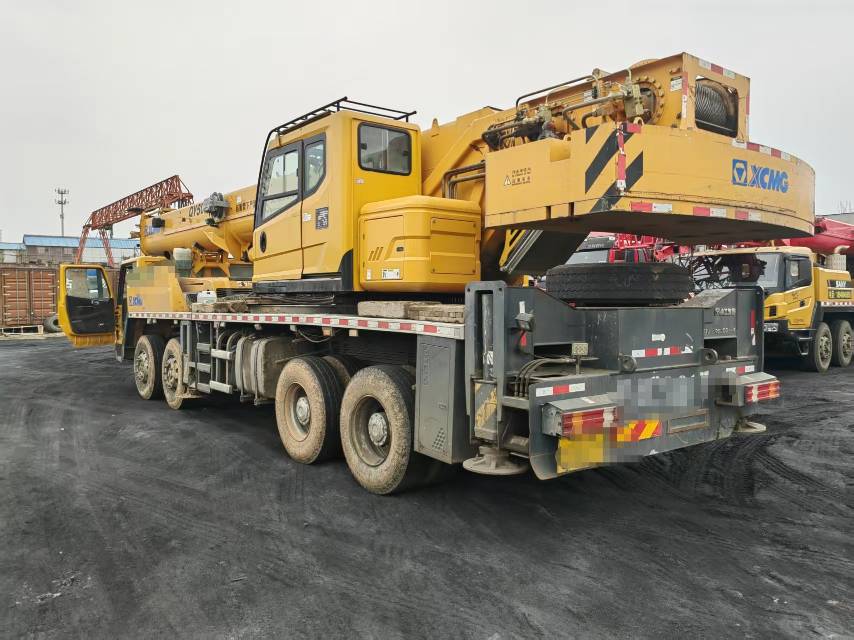 徐工QY40KC汽車起重機