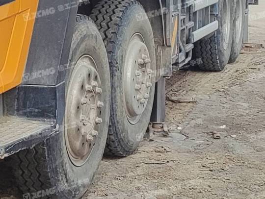 徐工QY50KA汽車起重機