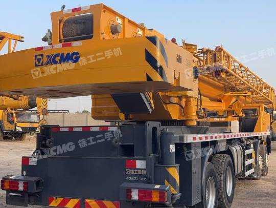 徐工QY50KC汽车起重机