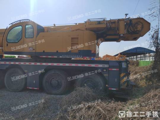 徐工QAY220全地面起重機