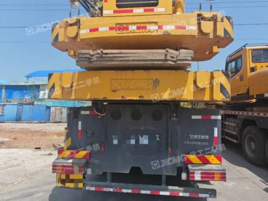 徐工XCT80L6_1汽車起重機(jī)