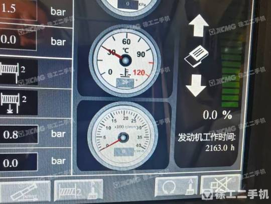 徐工XCA300全地面起重機
