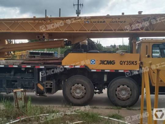 徐工QY35K5汽車起重機(jī)