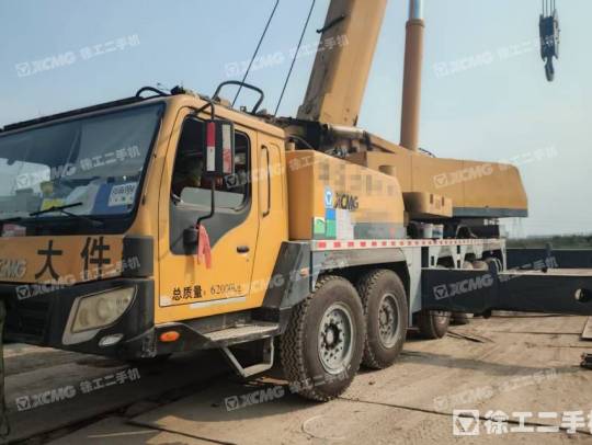 徐工QY130K汽車起重機