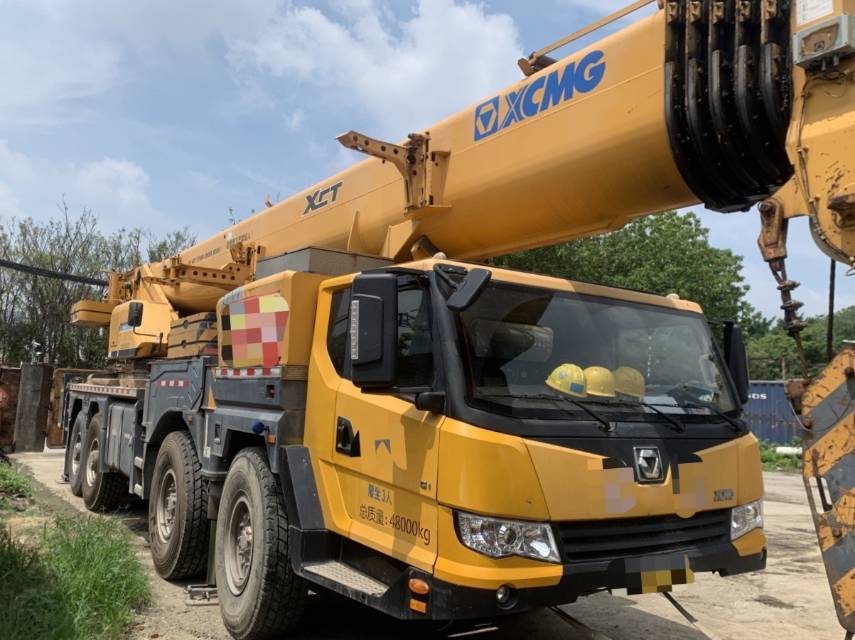 徐工XCT80L6汽車起重機