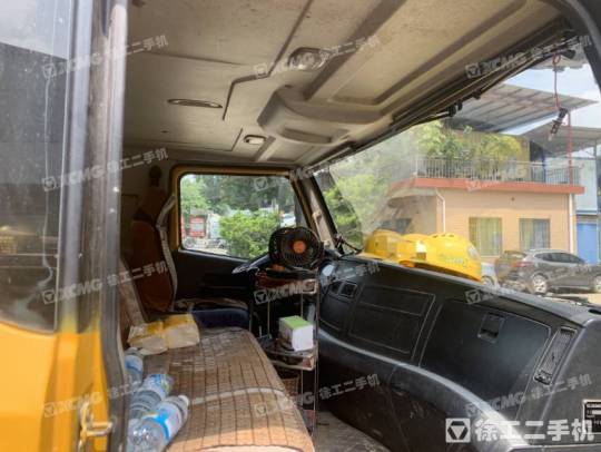 徐工XCT80L6汽車起重機