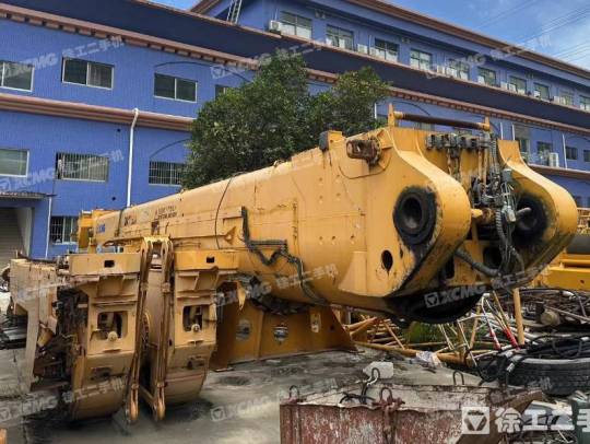 徐工QAY1600全地面起重機