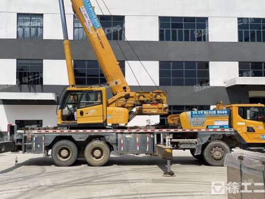 徐工XCT35汽車起重機