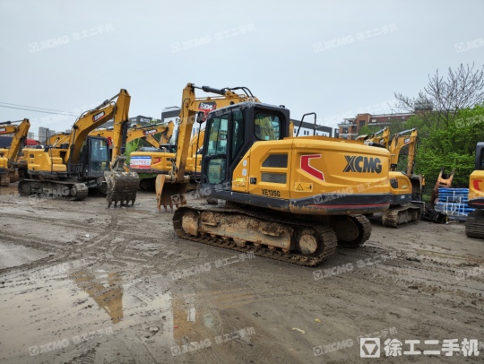 徐工XE135G履带式挖掘机