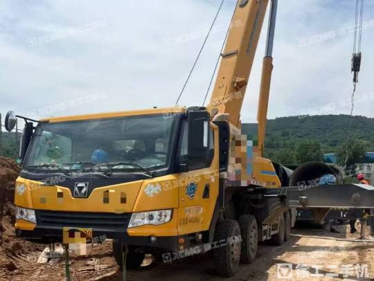 徐工XCT55L6汽車起重機