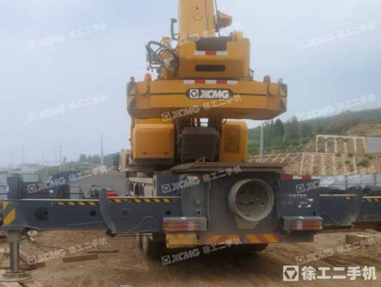 徐工XCT55L6汽車起重機