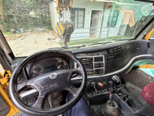 徐工QY25K5A汽車起重機