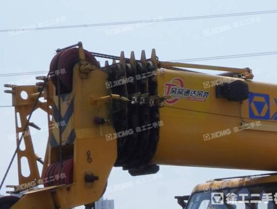 徐工XCT55L5汽车起重机