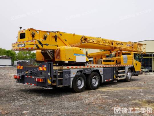 徐工XCT25L5汽車起重機(jī)