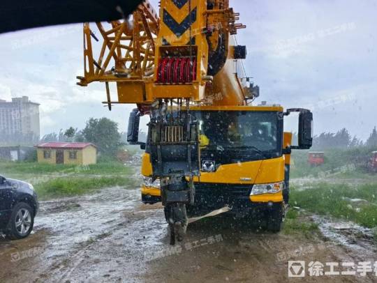 徐工QY50KC汽車起重機