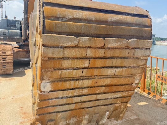 徐工XE370G履帶式挖掘機