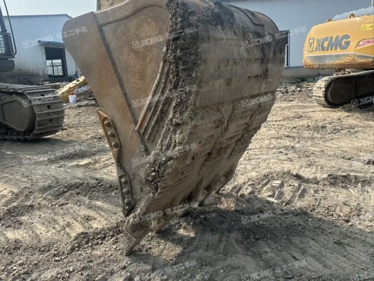 三一重工SY375H履帶式挖掘機