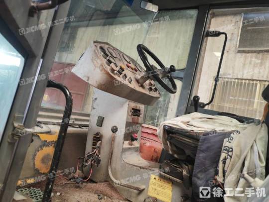 徐工XD142雙鋼輪壓路機