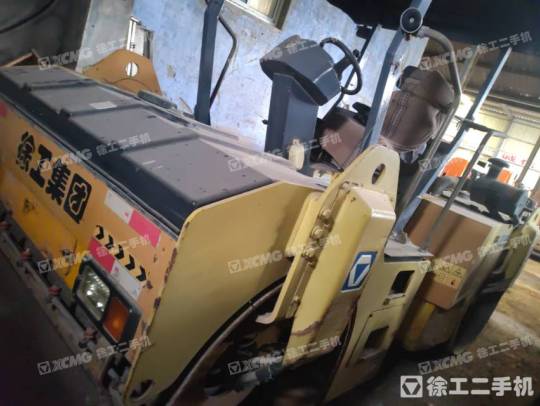 徐工XD81E雙鋼輪壓路機