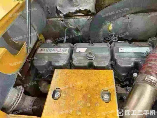 徐工XE750D履帶式挖掘機